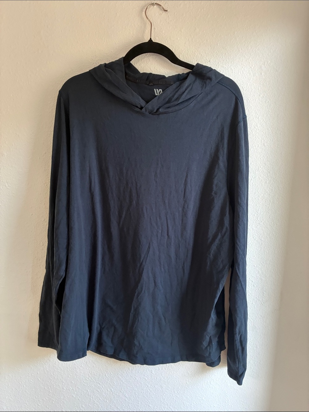 Men's Navy Lightweight Hooded Long-Sleeve Shirt